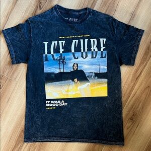 Black Graphic Tee - Ice Cube Design